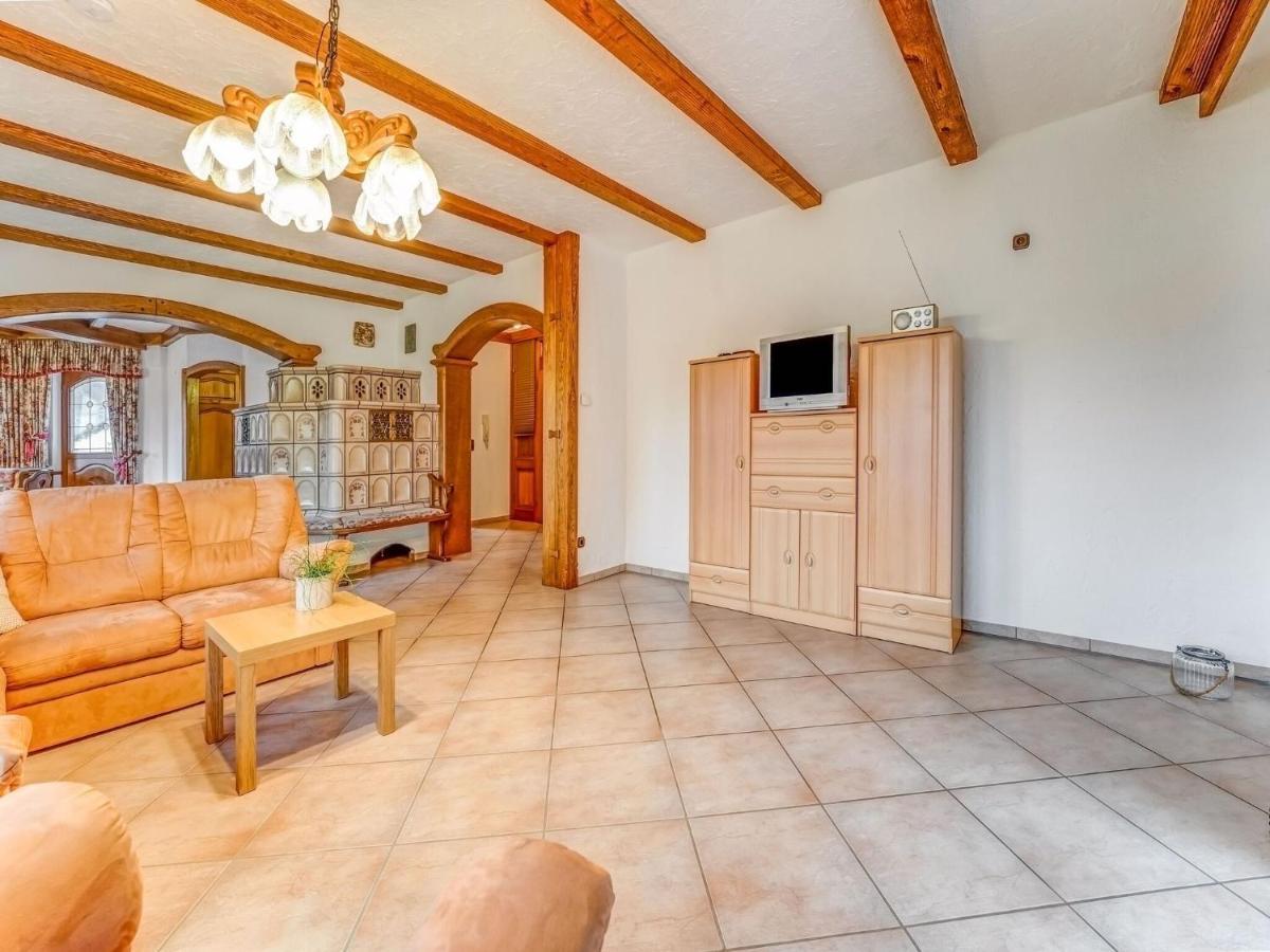 Spacious Flat In Adenau Near The N Rburgring Екстериор снимка